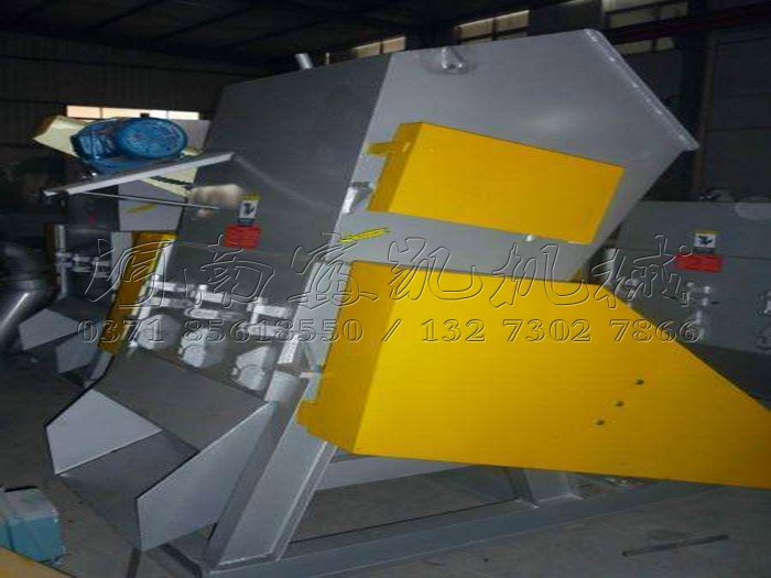 礦泉水瓶粉碎機(jī)